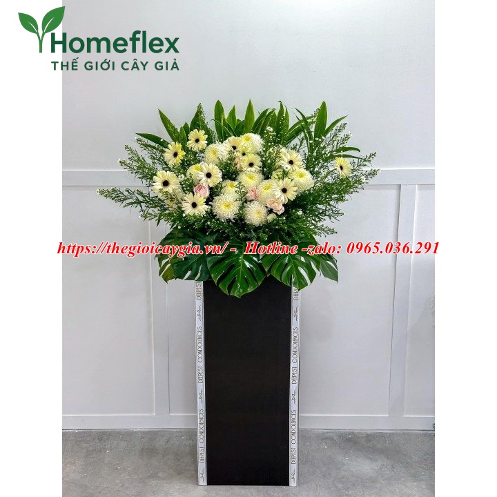 Cây, hoa để bục phát biểu hội nghị đẹp