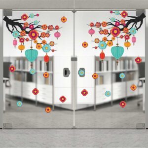 DECAL TRANG TRÍ TẾT HOA KHOE SẮC THẮM CÙNG LỒNG ĐÈN ĐỦ MÀU