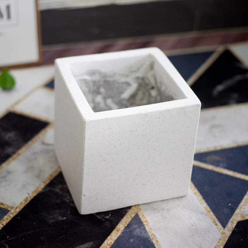 BC172 3 1 - Chậu xi măng đá mài trắng 20 x 20