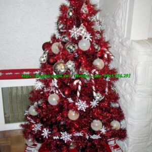 Cây thông noel màu đỏ