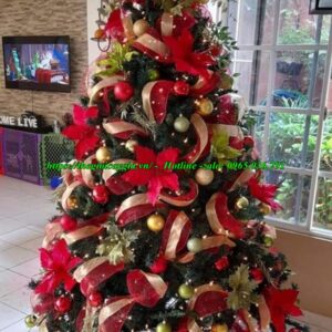 Cây thông noel màu đỏ