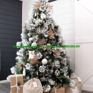 Cây thông noel màu trắng