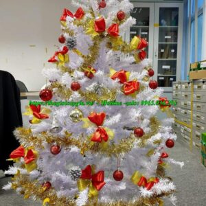 Cây thông noel màu trắng