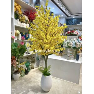 Cây mai giả trang trí Tết cao 1m9 luôn chậu