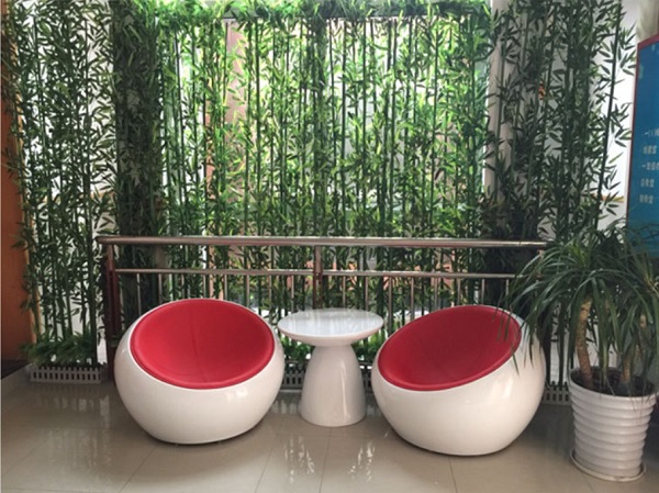 Trúc nhựa trang trí